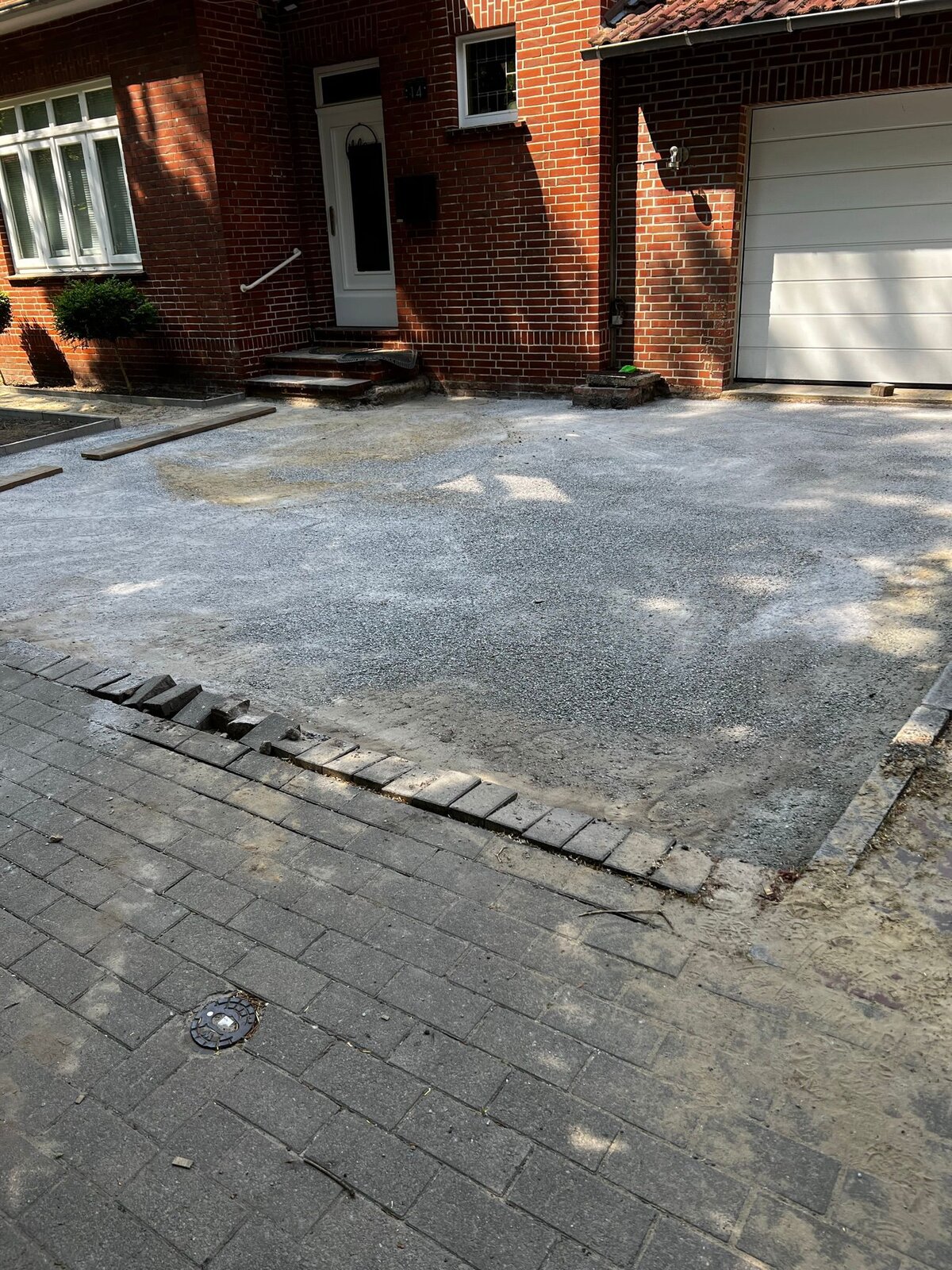 Einfahrt vor den Pflasterarbeiten Bremen Nord